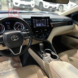 تۆیۆتا کامری